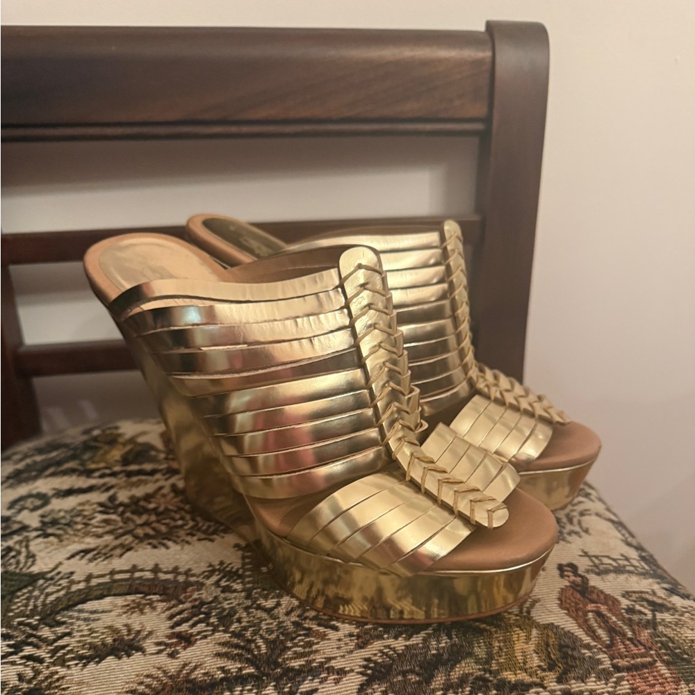 Coach Bristol Gold Mirror Metallic Wedge Sandals Size 7B - Picture 7 of 15